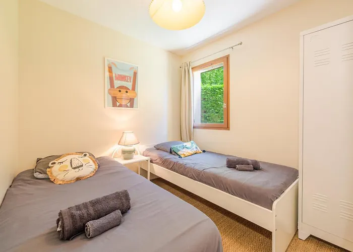 La Coquille / F3 De Charme Avec Jardin Privatif *