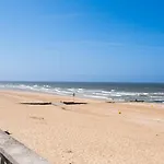La Coquille / F3 De Charme Avec Jardin Privatif * Cabourg