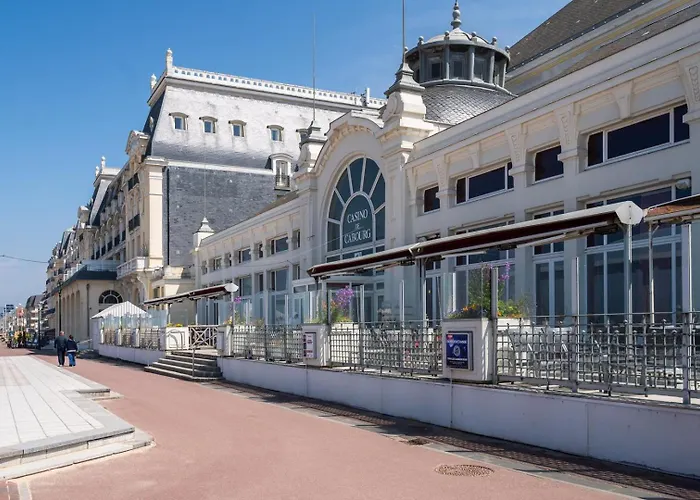La Coquille / F3 De Charme Avec Jardin Privatif